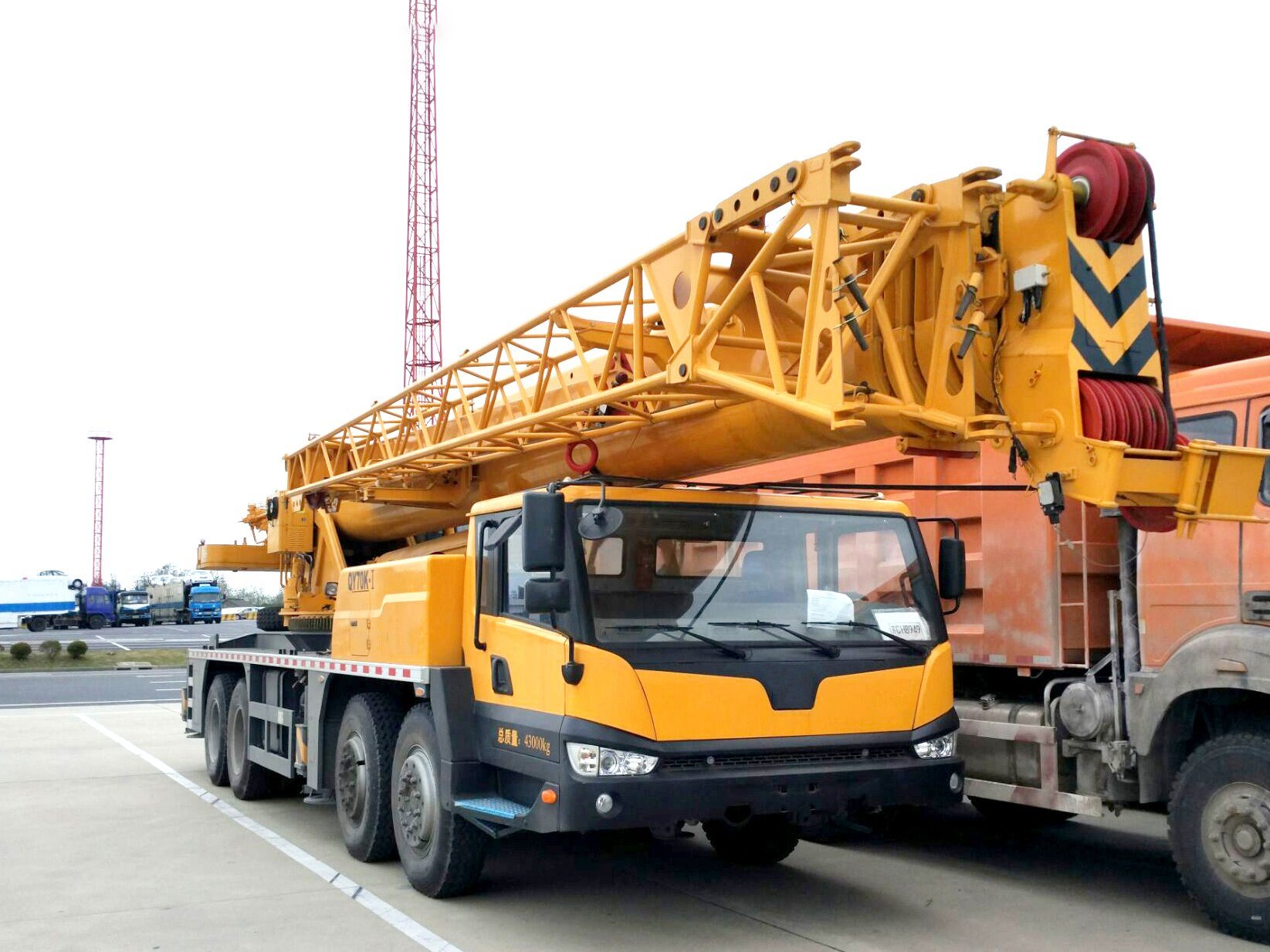 Hot Sale 70ton Construction Hydraulic Mobile Mounted Truck Crane Qy70K-I