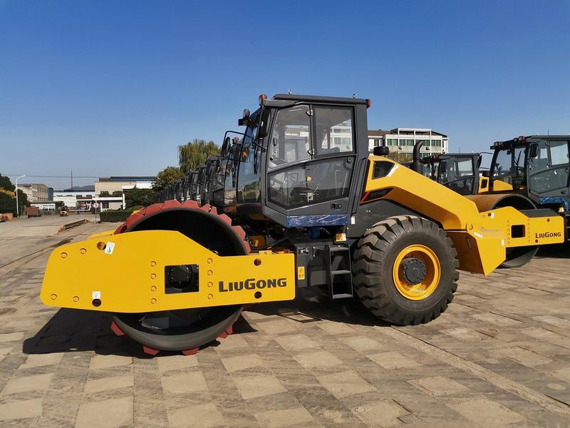 China 
                Liugong 14ton Road Roller Clg6114E El compactador para la venta
             proveedor