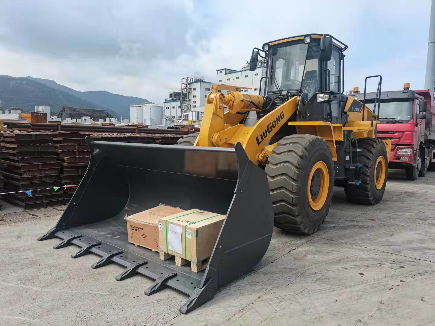 China 
                Pá carregadora de rodas dianteira de 5 toneladas com 5 toneladas Clg856h 856h de entrada Bolívia
             fornecedor