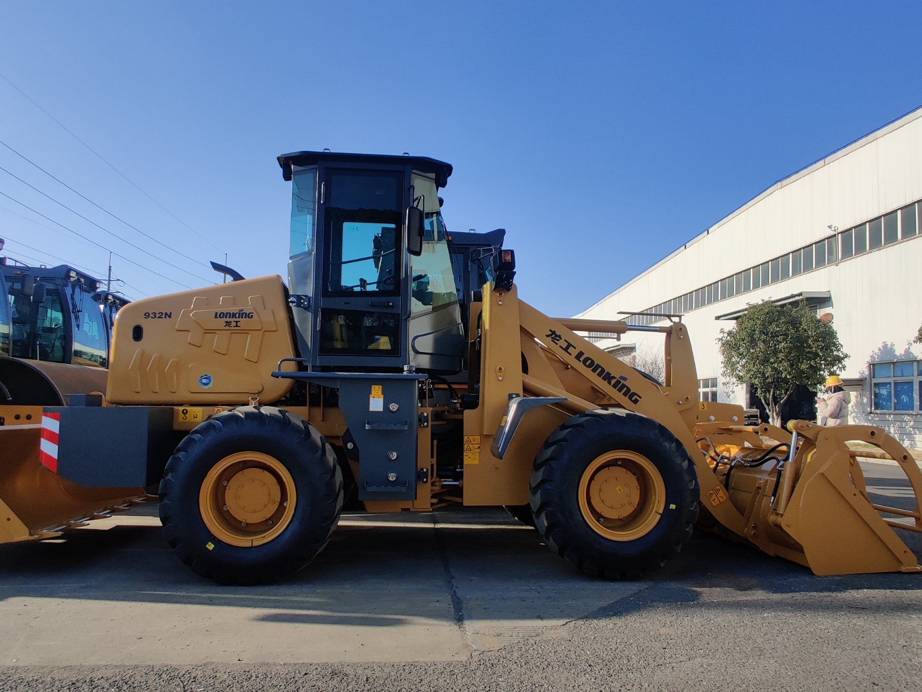Lonking 1.5ton Mini Articulated Front Wheel Loader