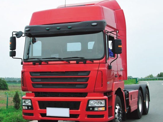 
                Lage Prijs Chinees Best verkopende Sinotruk HOWO 6X4 tractor truck 30 ton Chinees HOWO in Afrika
            