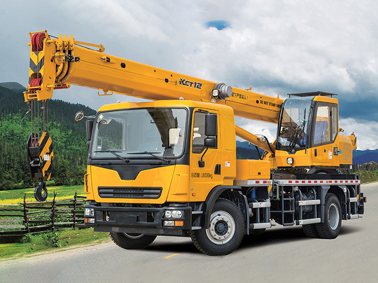 Chine 
                Les grues mobiles chariot mobile de 25 tonnes de grues XCT25
             fournisseur