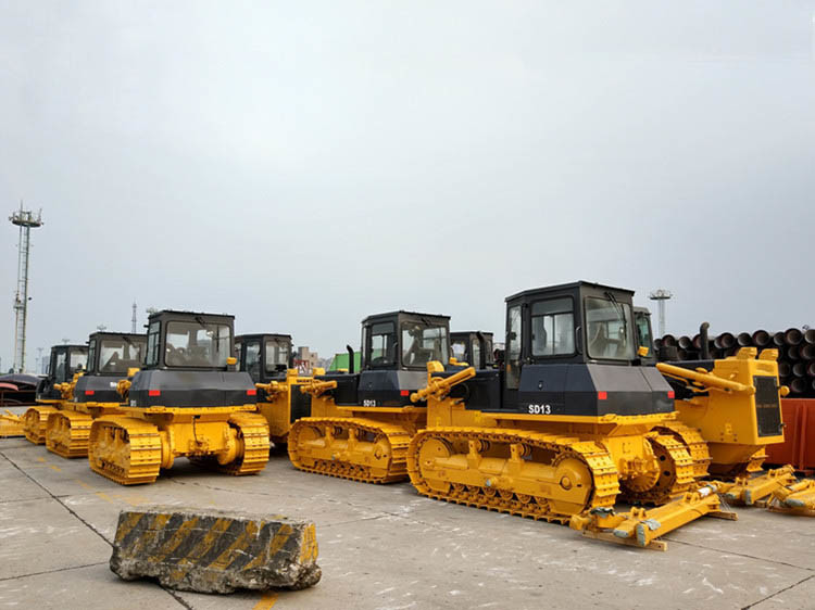 China 
                New Hot Sale Small Crawler Bulldozer SD16
             supplier