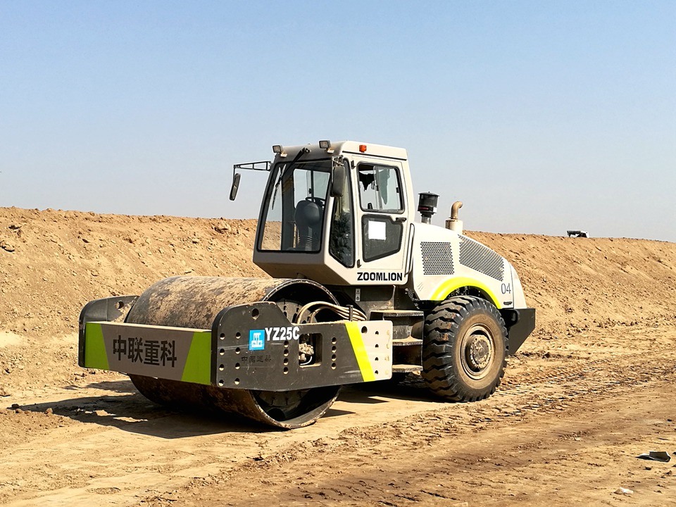 
                La nueva carretera Yzc Zoomlion rodillo de serie con una alta eficiencia
            