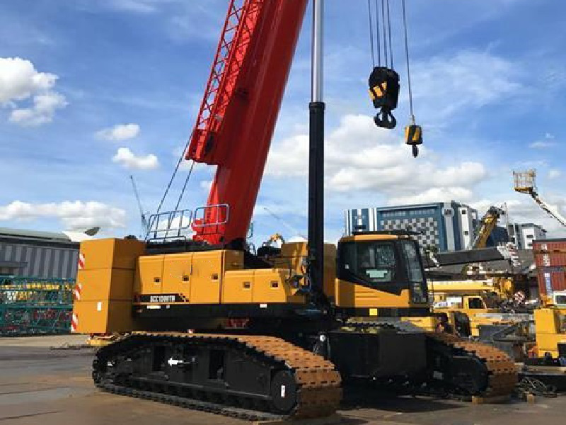 
                Officiële fabrikant Scc1500A-5 150ton Hijstmachines hydraulische kraan met rupsbanden
            