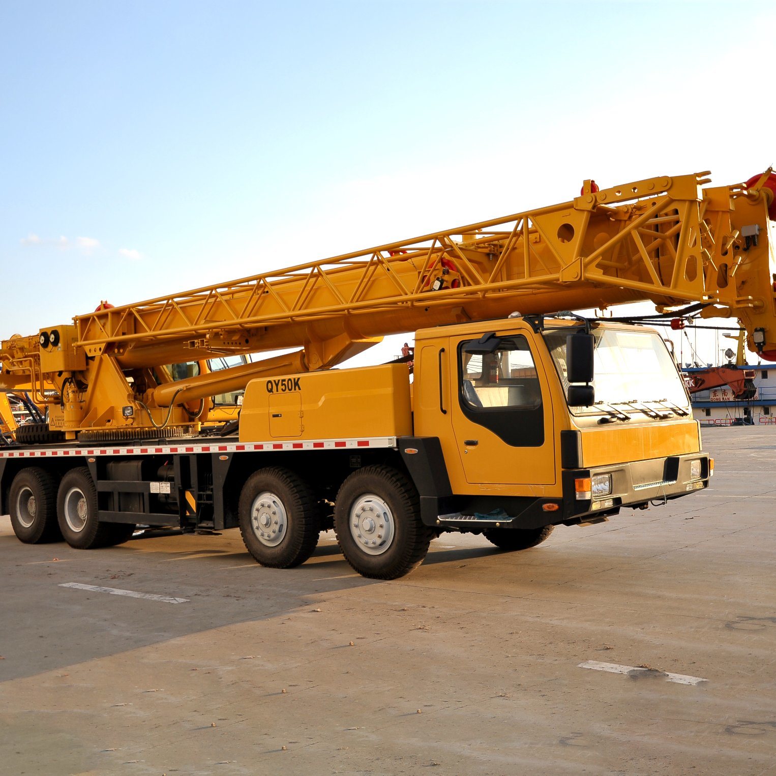 Chine 
                Populaires 50 tonnes grue Camion grue mobile QY50DK
             fournisseur