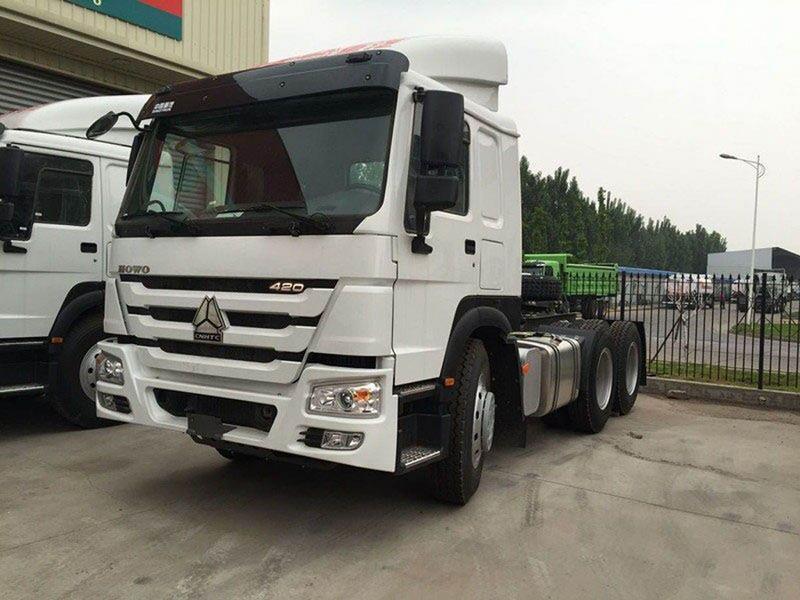 Popular HOWO Tractor Truck 336HP Trailer Truck with Cheap Price