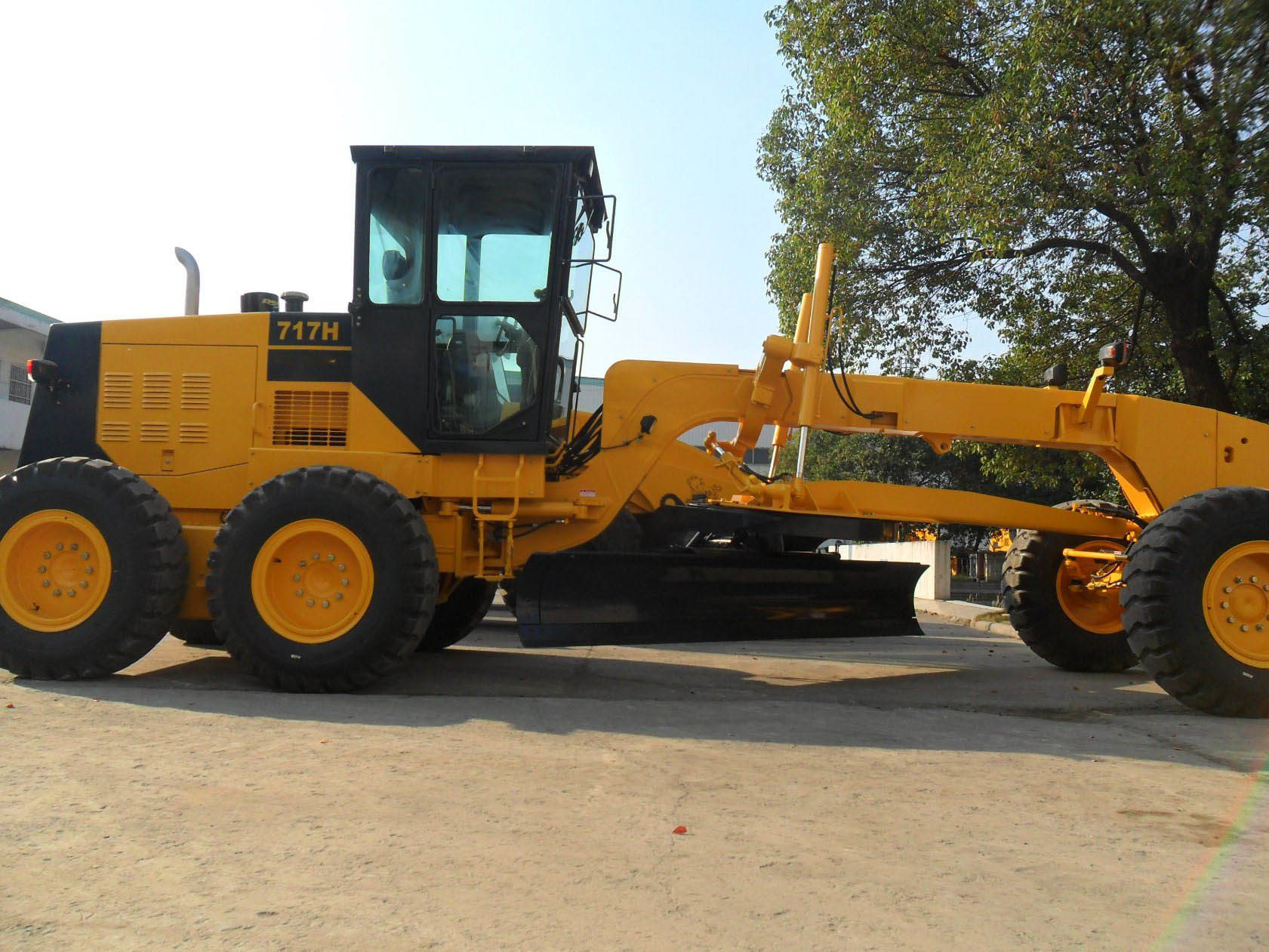 Popular Road Machine Motor Grader 717h Road Grader