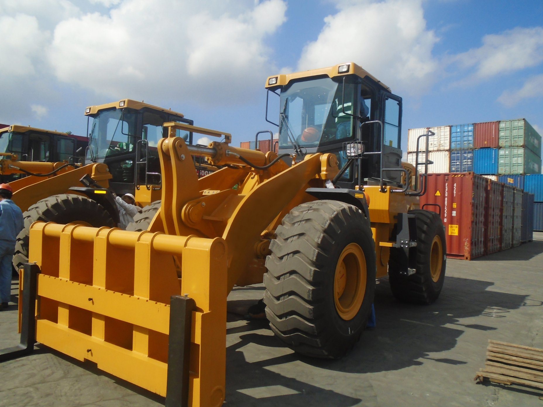 Shanghai 5t 3cbm Bukcet Wheel Loader Zl50 Zl50g Zl50gn with Attachments Price List