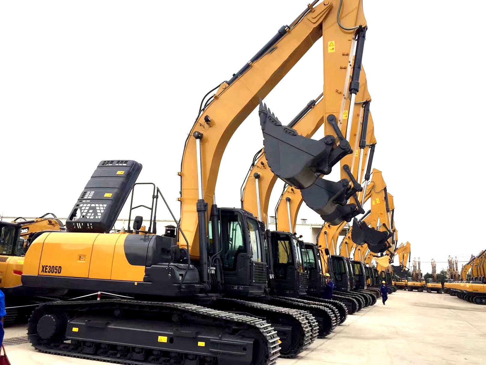 Sinomada 30 Ton Crawler Excavator Xe305D with Qsb7 Engine