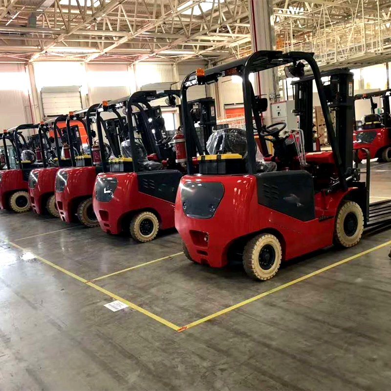 Sinomada Manual Shift Diesel Forklift 1 Ton 1.5 Ton 1.8 Ton with 4m Lifting Height for Sale