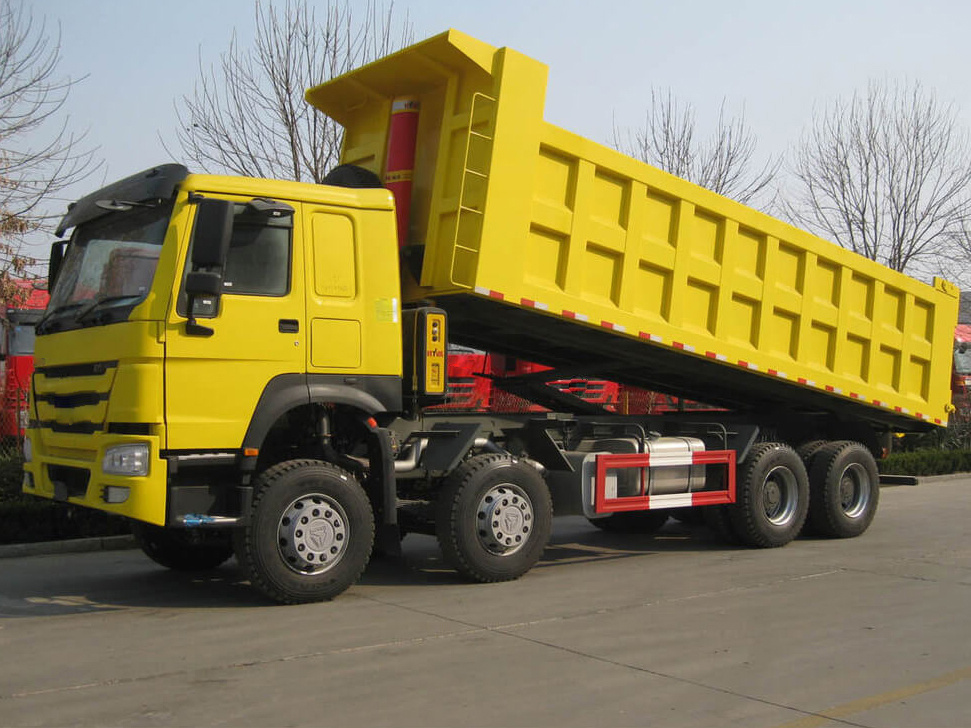 China 
                Sinotruck HOWO 8x4 ダンプトラック荷台トラック
             supplier