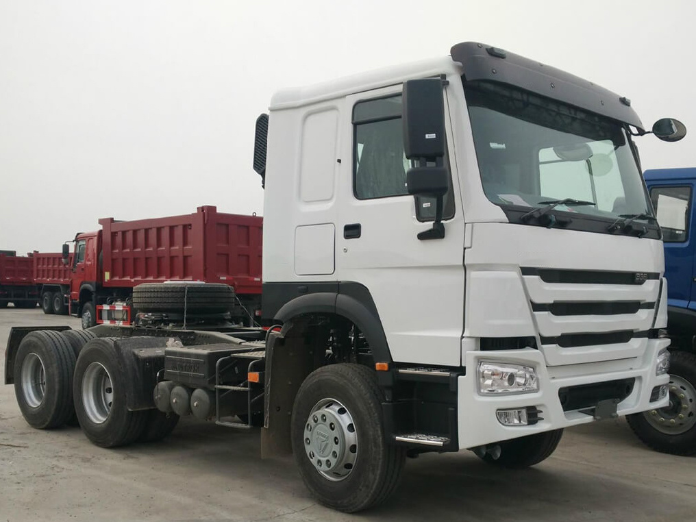 China 
                Sinotrak HOWO 6x4 10 ホイール 380HP トラクタトラック
             supplier
