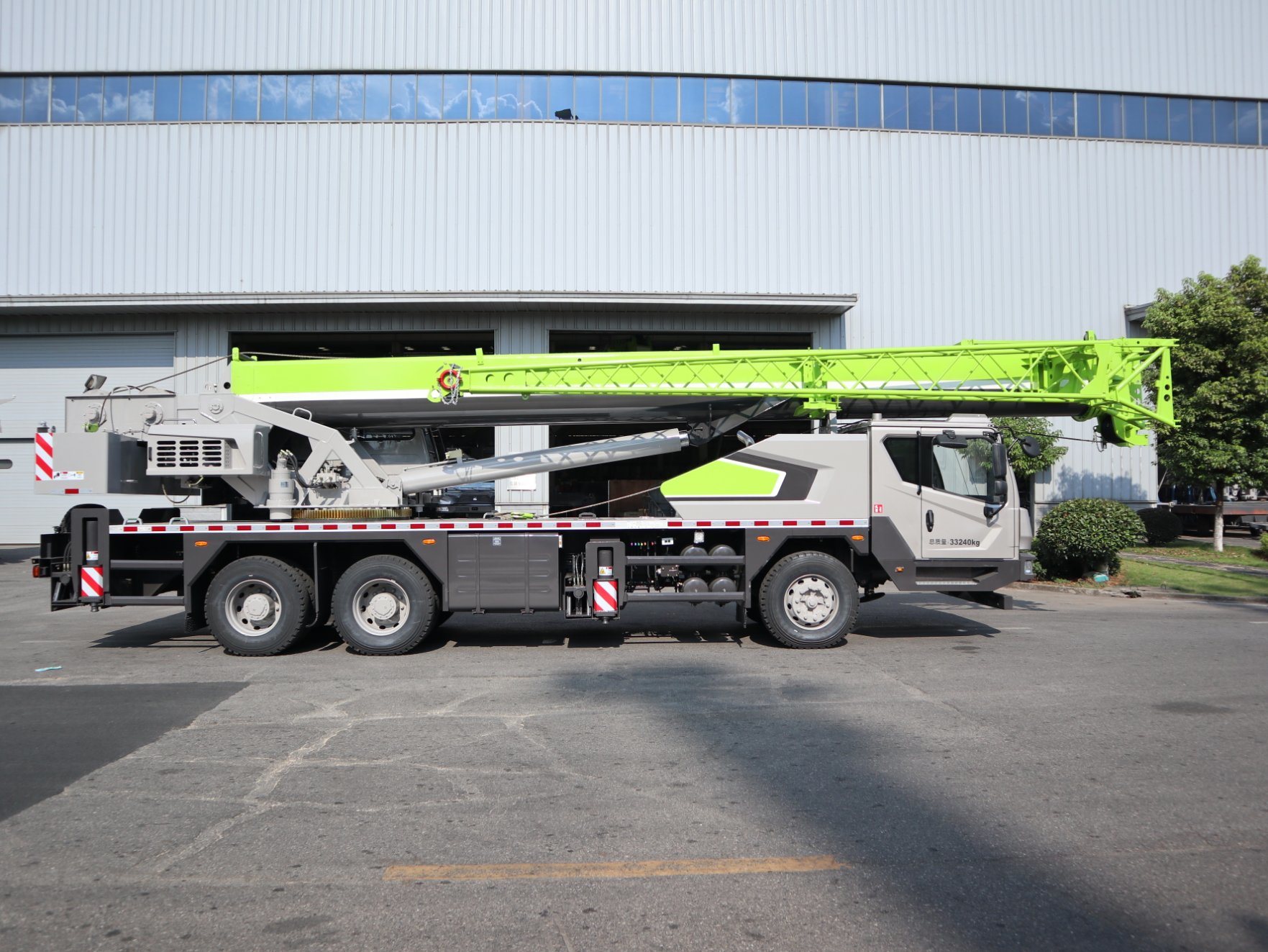 Small Truck Crane- 25 Ton Hydraulic Crane Zoomllion Ztc250e552