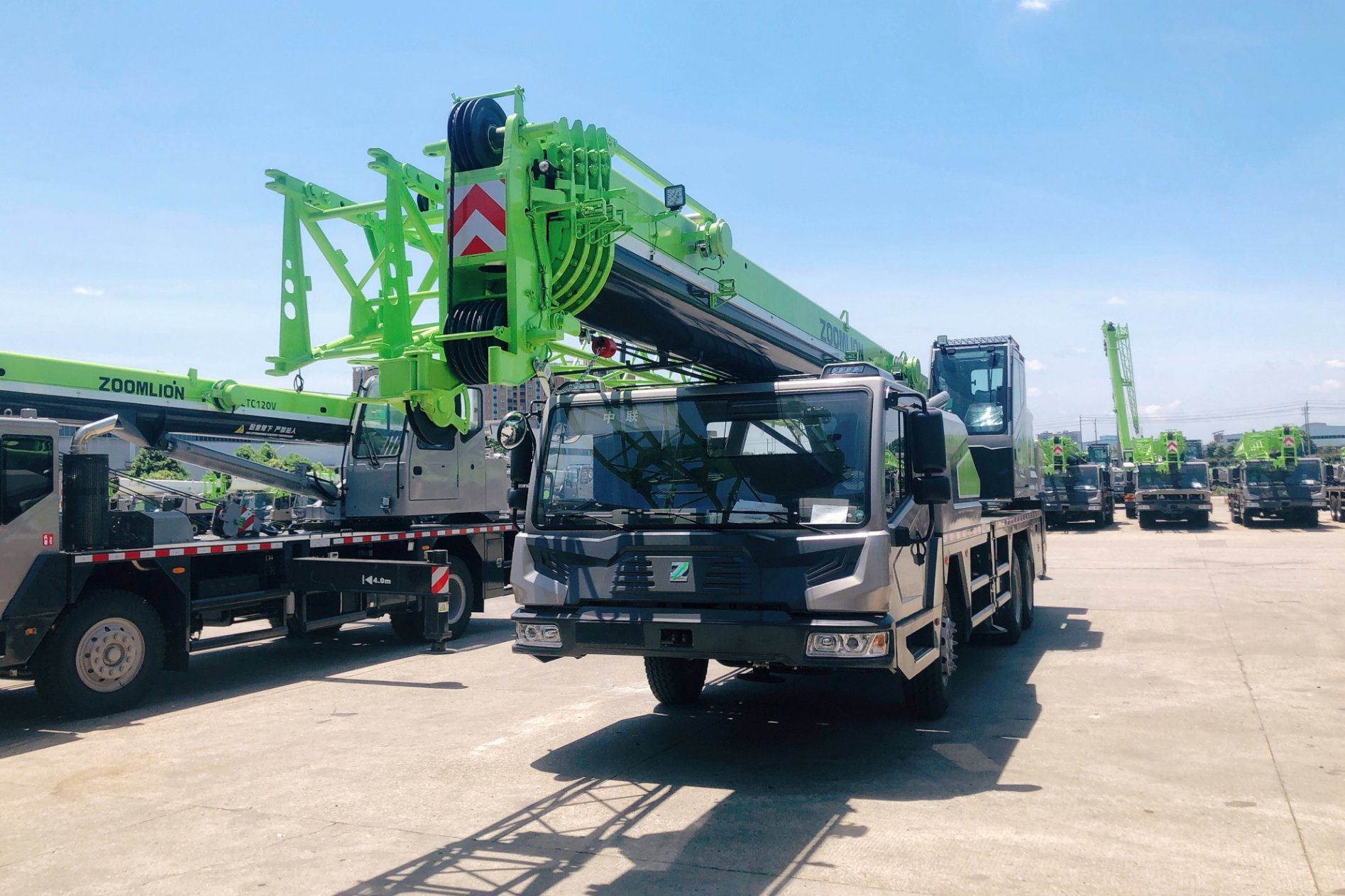 Small Truck Crane – Zoomlion 16ton Ztc160 Hydraulic Cranes for Sale