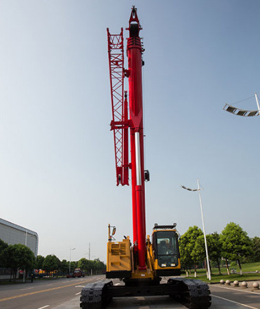 
                Haut de la marque Grue Grue sur chenilles de piste 75t SCC750A avec moteur Cummins
            