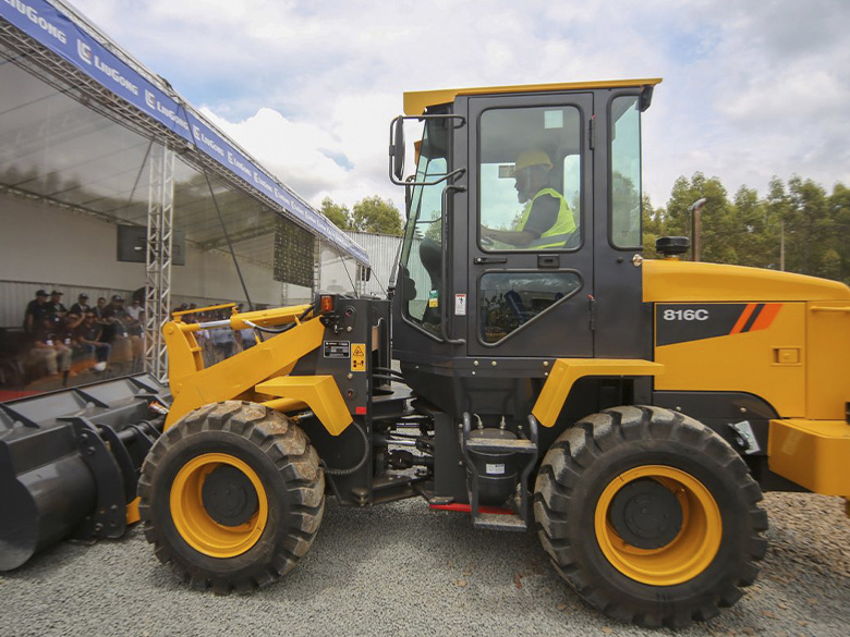 Top Liugong Wheel Loader 816c 1 Tons with Attachment in Thailand