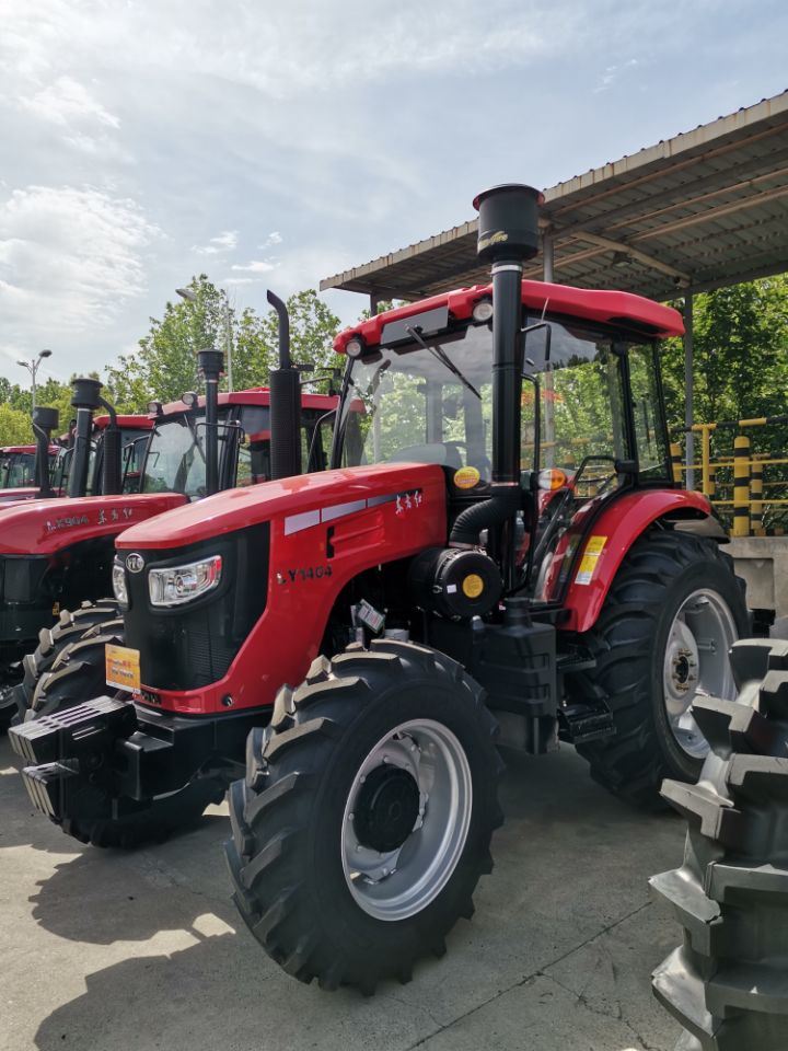 Chine 
                Y*à 100HP tracteurs 4*4 tracteurs agricoles Ly1004 avec moteur Dongfanghong
             fournisseur