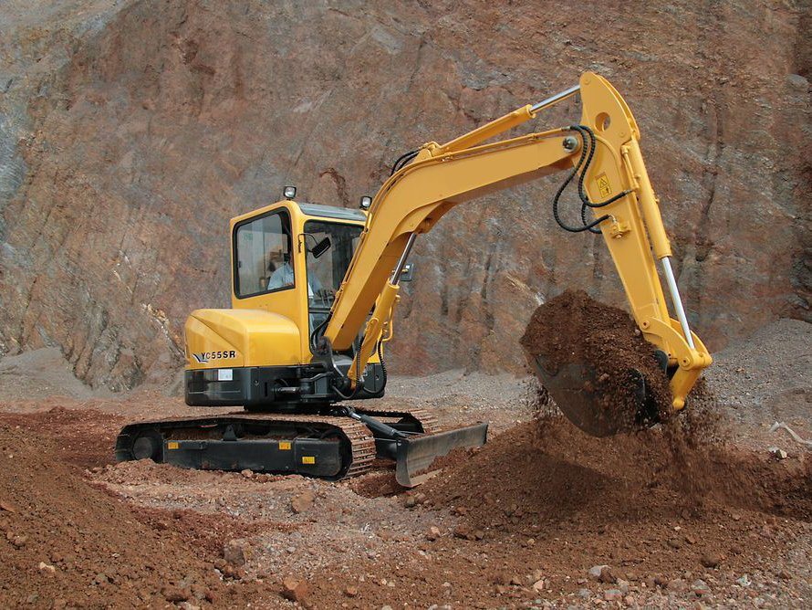 Yuchai Official Manufacture 5.5 Ton Excavator Yc55-8/Yc55sr with Quick Hitch Coupler