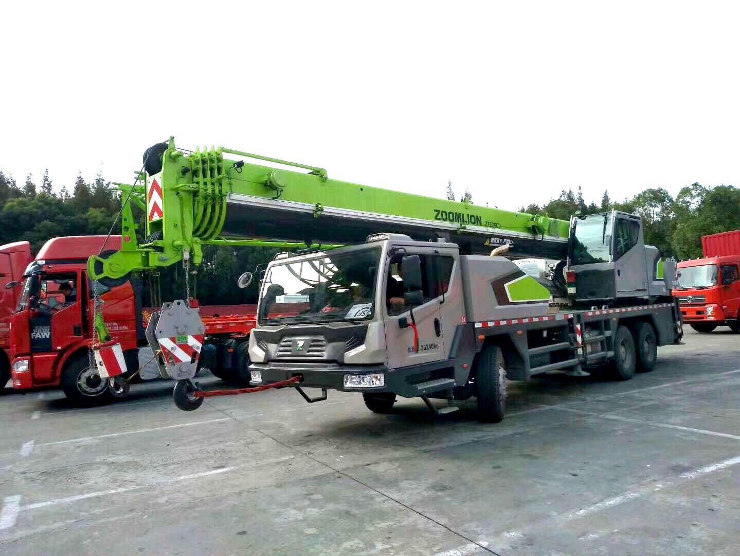 China 
                Zoomlion 25ton 46m Hydraulic New High Quality Truck Crane Qy25V531.5
             supplier