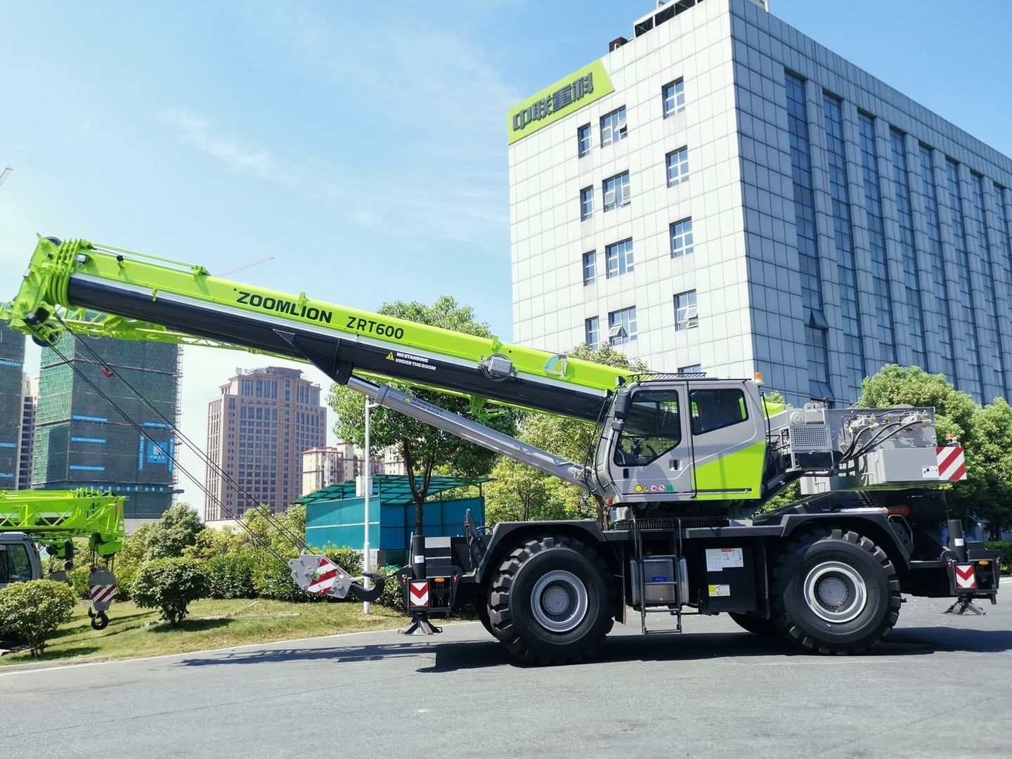 China 
                Zoomlion 60톤 러프 Terrain Zrt600 RT Crane with Ottc EAC
             supplier