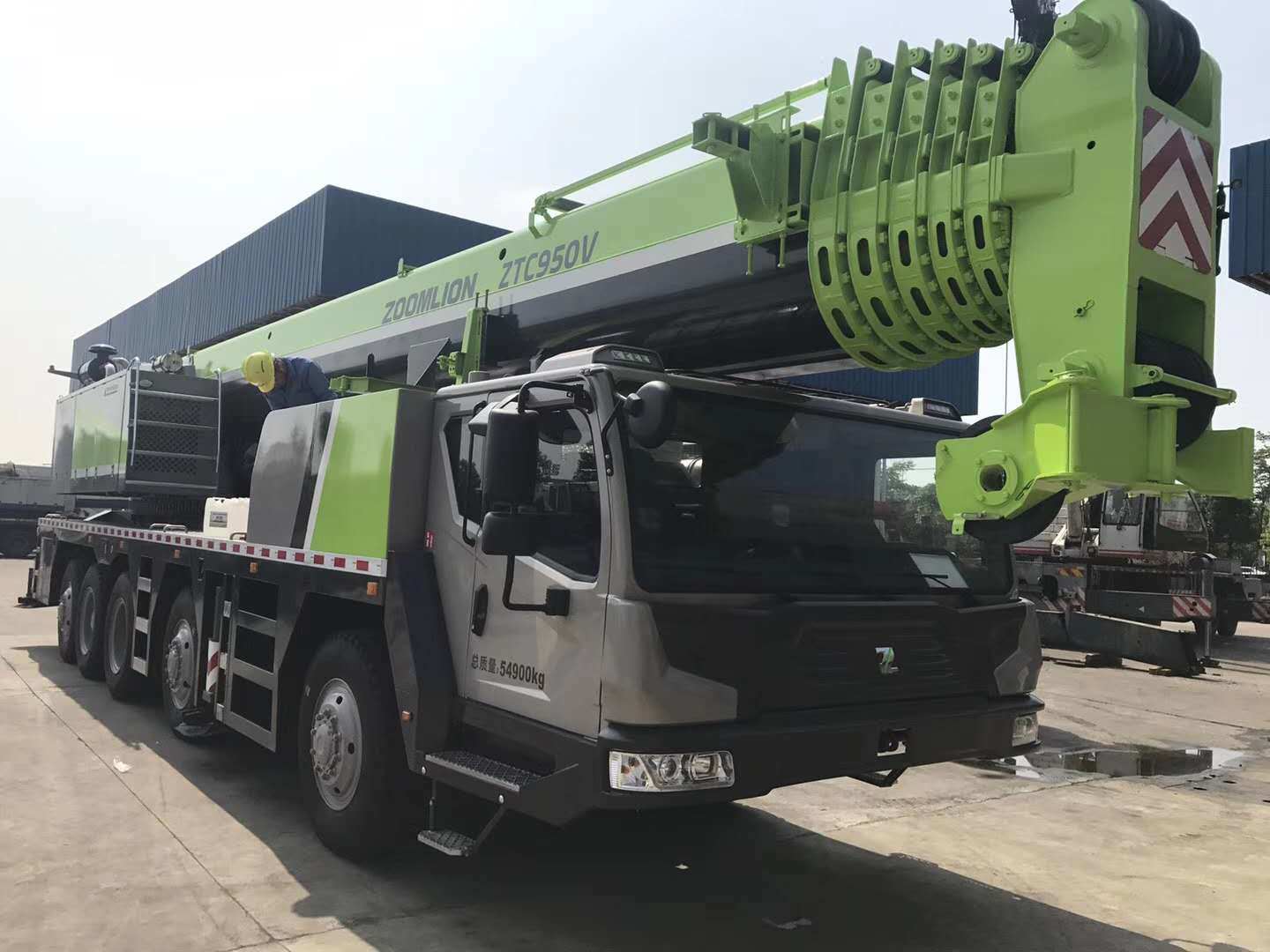Zoomlion 80 Tons Ztc800V552 Mobile Truck Crane in Stock