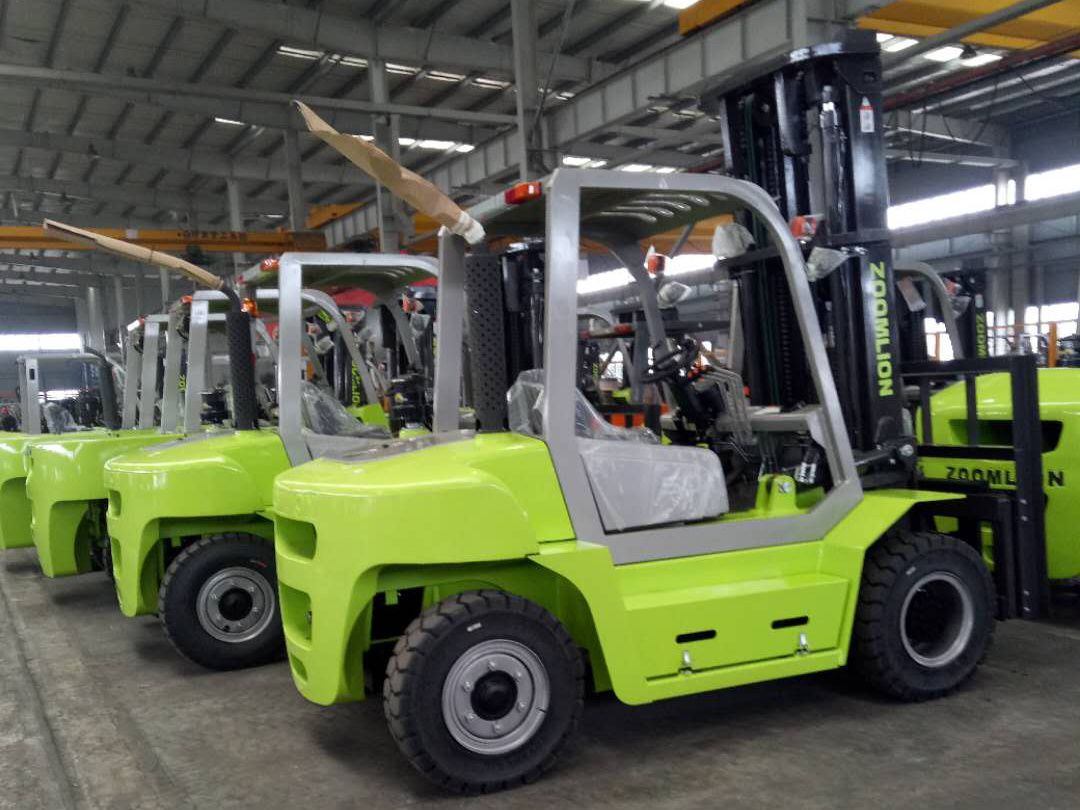 Zoomlion Fd40/45/50mini Diesel Forklift with Top Configuration for Sale