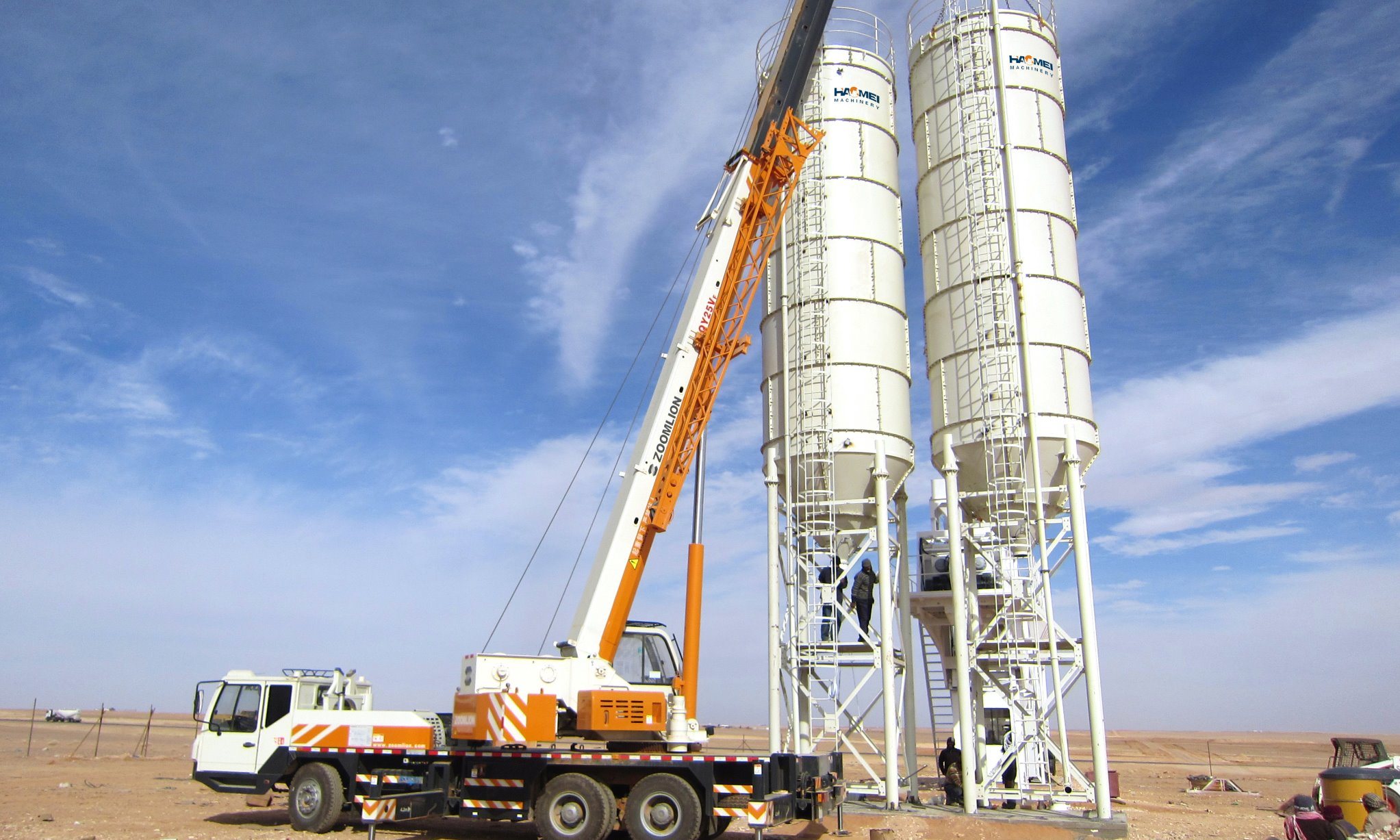 Zoomlion High Quality Concrete Mixing Plant Hzs120 Batching Plant