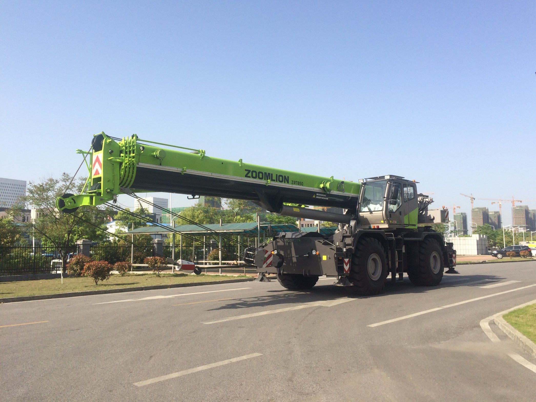 Zoomlion Rough Terrain Crane Zrt600 Wheel Crane 60ton Outstanding Performance