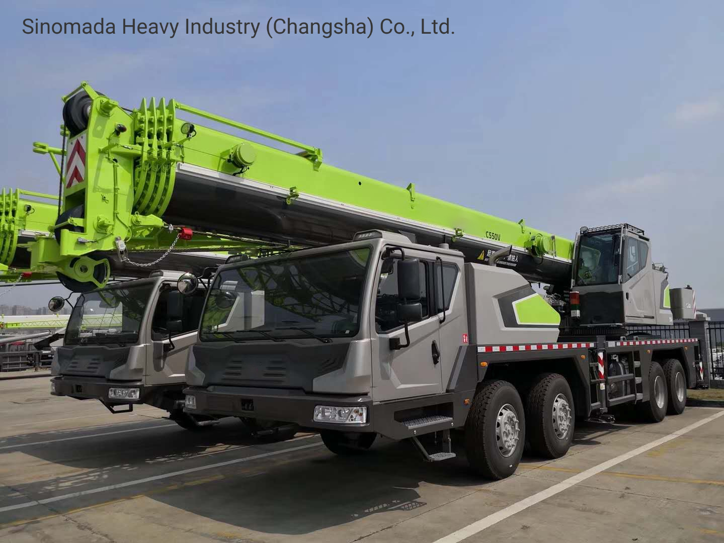 Zoomlion Truck Crane 50 Ton 100 Ton Ztc1000V Mobile Crane for Sale