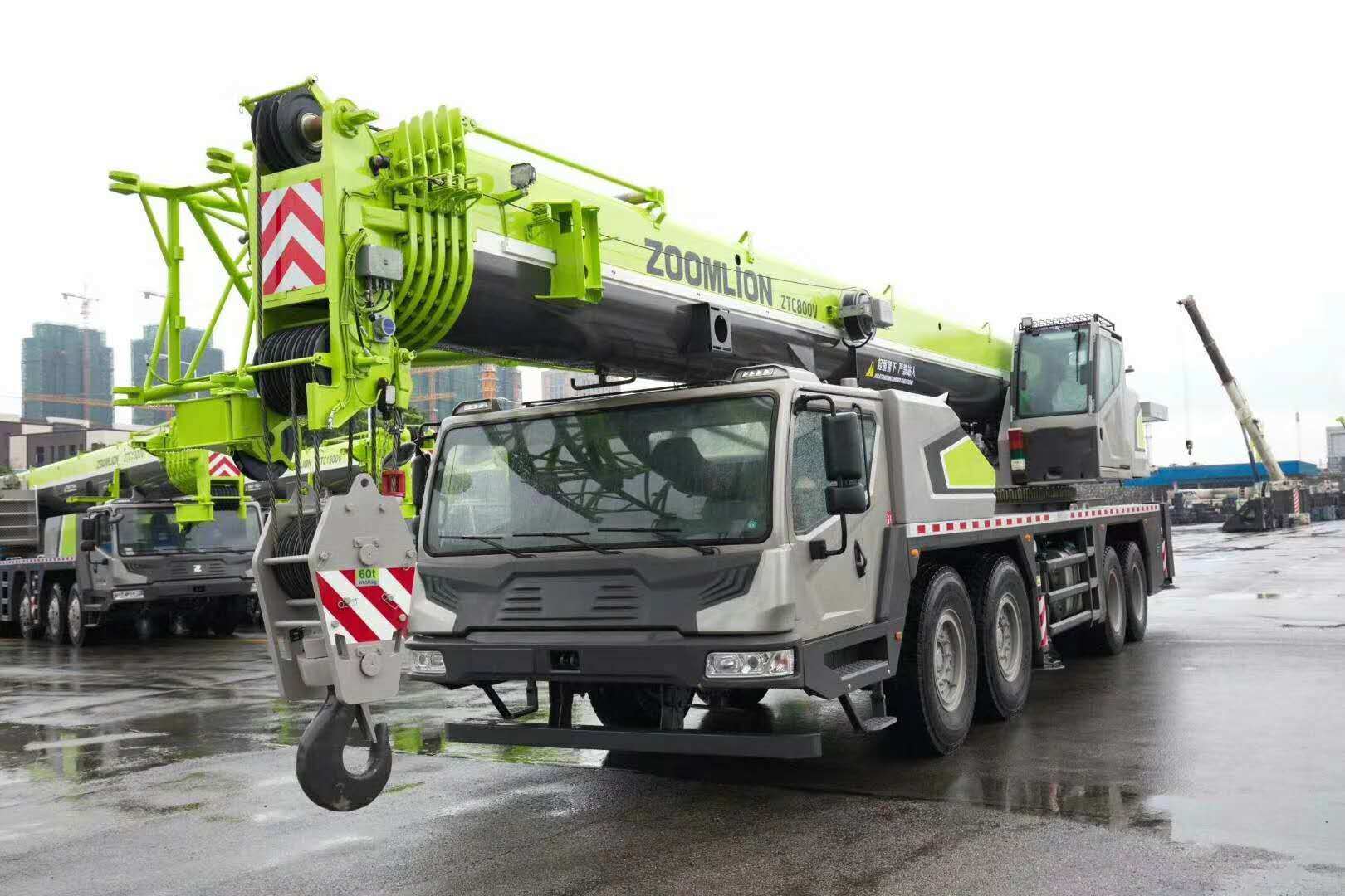 
                Zoomlion Ztc800V532 Gru per camion mobili da 80 tonnellate
            