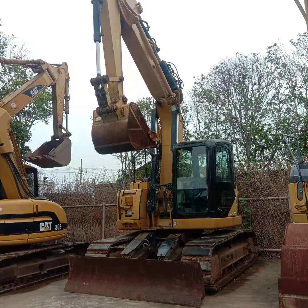
                Escavatore Caterpillar 313c usato da 13 tonnellate
            