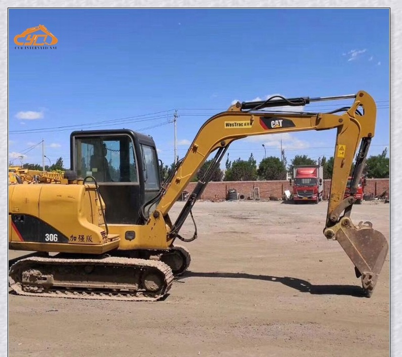 
                Excavatrice Cat 306D usagé Japon original utilisé cat mini-excavateur caterpillar 306D 6tonne Excavateur hydraulique
            