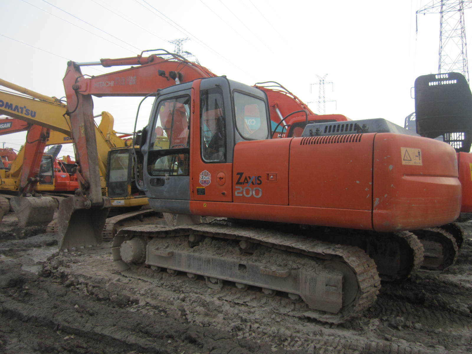 High Quality Used Hitachi Excavator Zx200 (Hitachi ZX200)