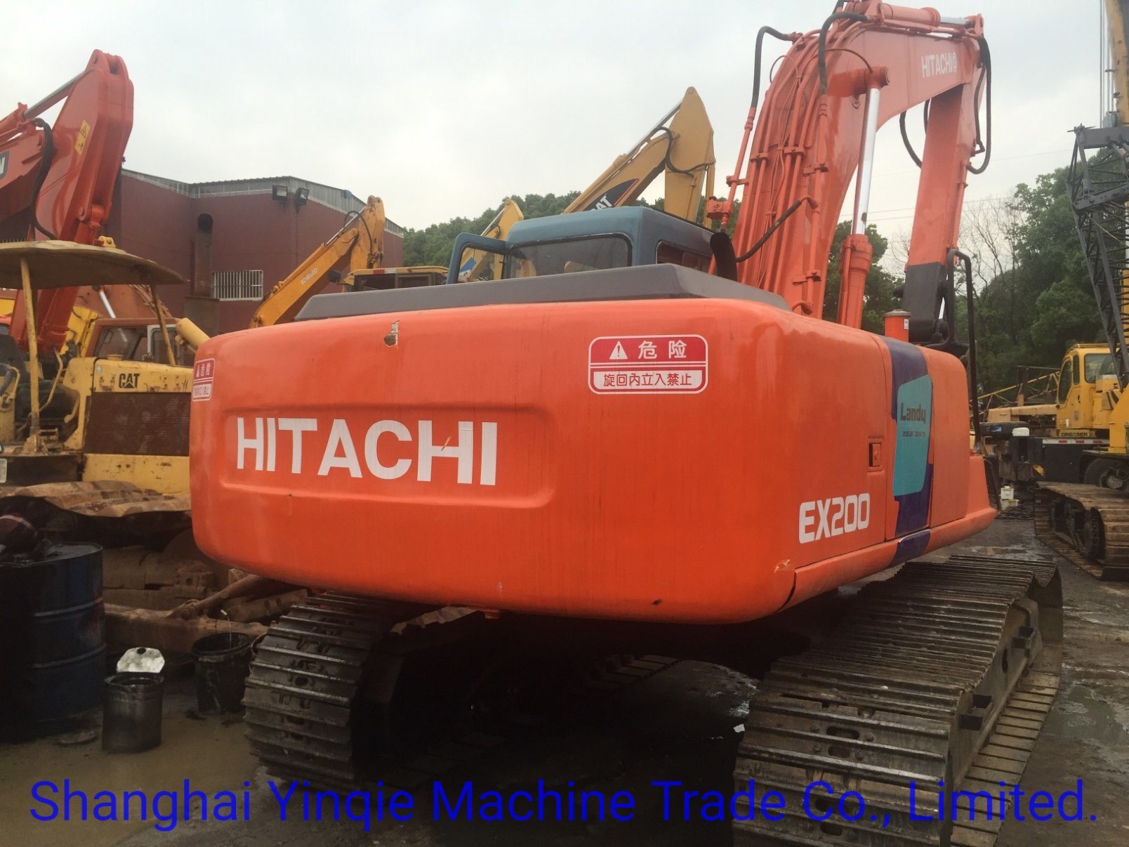China 
                Hitachi Ex200-2 Used Japan Original Crawler Excavator Komatsu PC200 PC220
             supplier