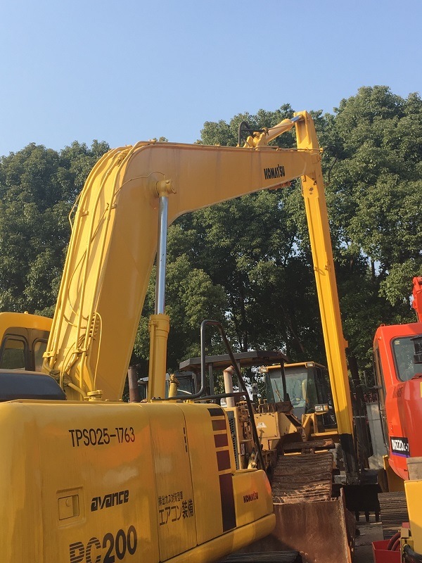 Komatsu Used PC200-6 Excavator with Long Boom