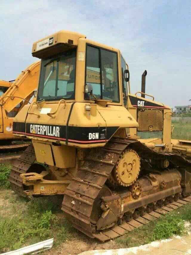 
                신형 모델 Cat D6, 중고 불도저 Cat D6N
            
