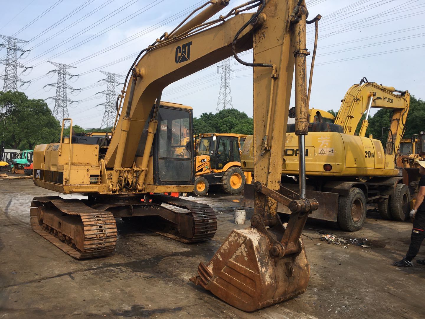 Original Cat E120b Medium Excavator for Sale (also E70B, E200B)