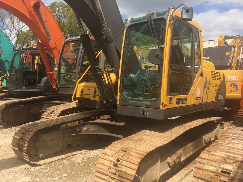 Secondhand Volvo Ec210, Used Excavators (Komats PC200-6, PC220-7, PC220-8, PC400-8)