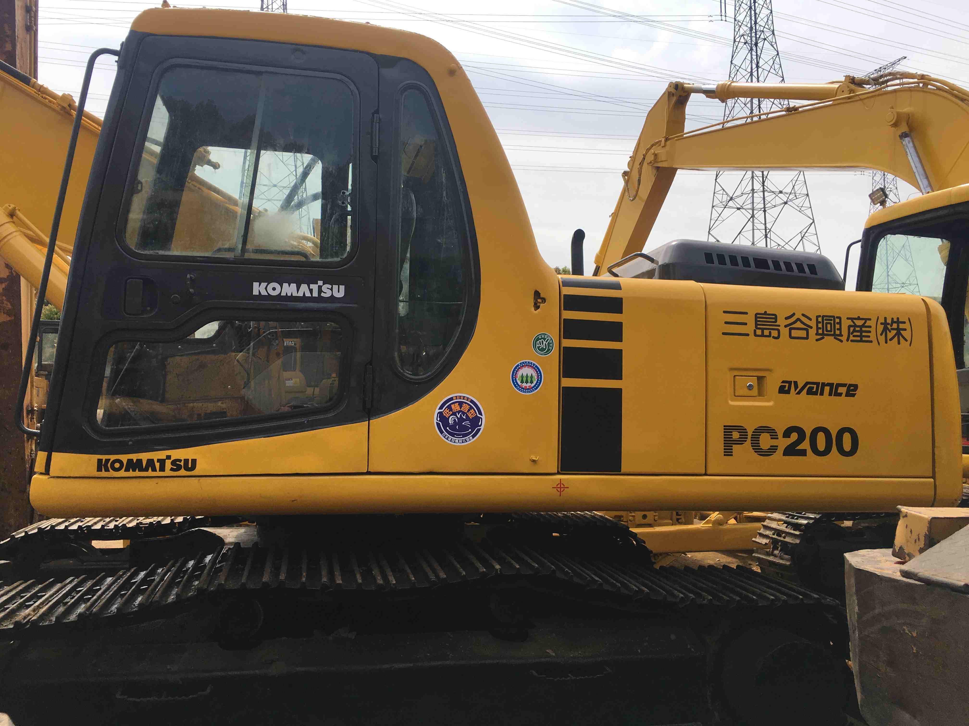 
                Gebruik Komatsu graafmachine PC220-6 te koop
            