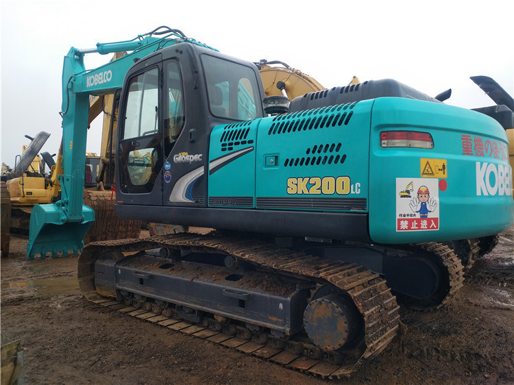 China 
                Gebruikte 20 ton Kobelco graafmachine Sk200
             leverancier