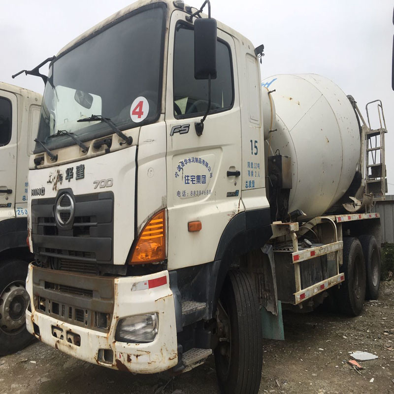 
                Used 2010 Year Original Japan Hino 700 Concrete Mixer Machine Hino 700 Truck Mixer for Sale, Secondhand 10m3 Concrete Mixer
            
