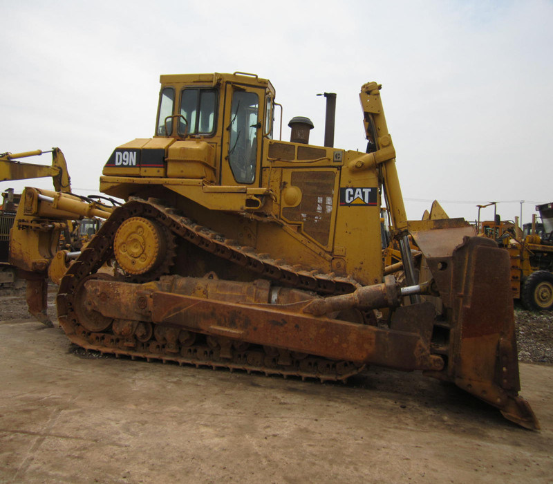 
                Usa Bulldozer Cat D9n para la venta
            