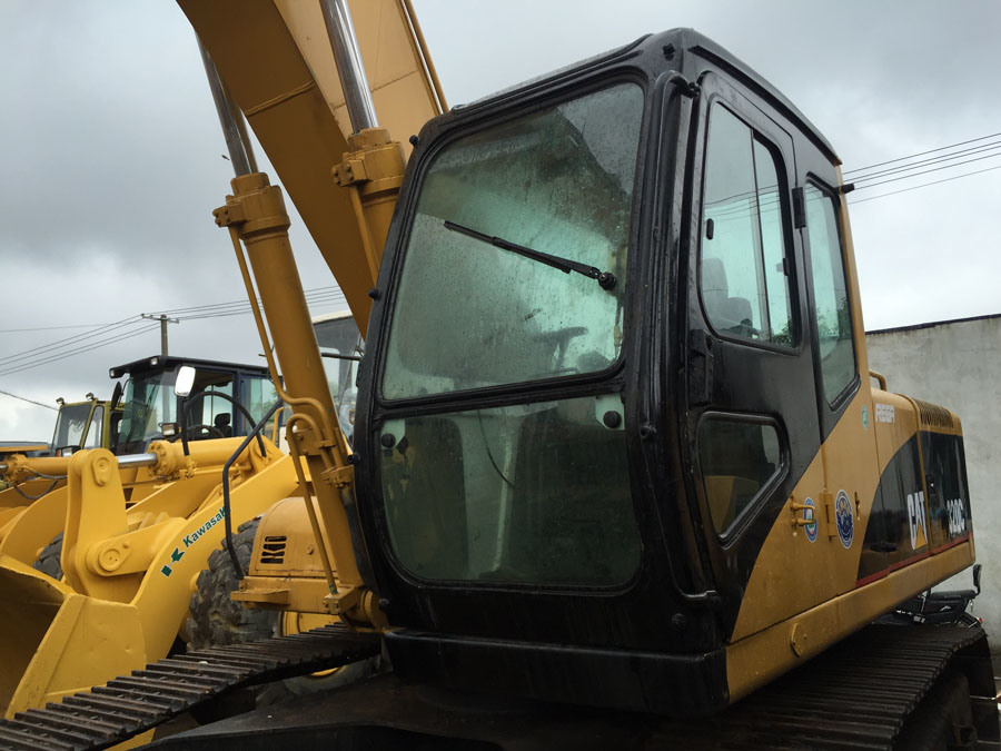 Chine 
                Utilisé Cat excavatrice 320C/ machinerie de construction d′occasion Caterpillar
             fournisseur