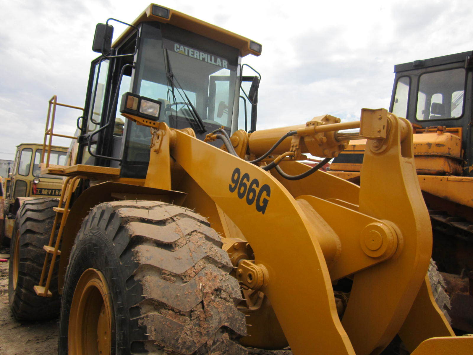 China 
                中古の Cat 966g ホイールローダ、中古のローダ Caterpillar 966g
             supplier