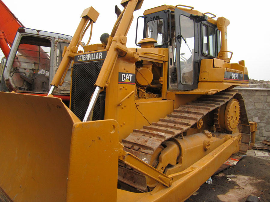 
                Gebruikte Cat bulldozer met rupsbanden D6h (Cat d6h)
            