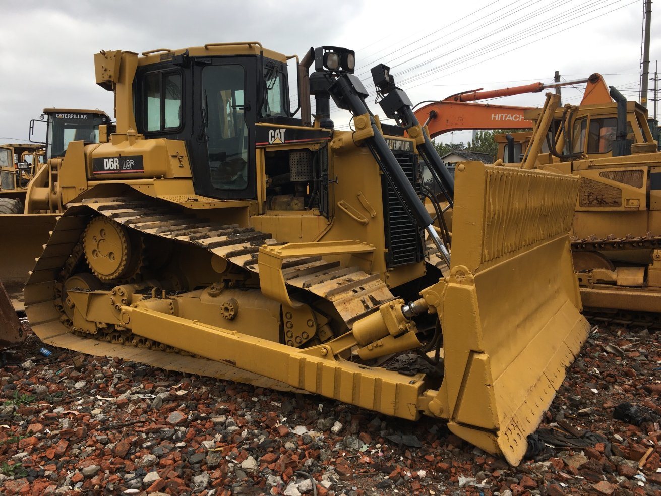 
                Использовать Cat D6r трактор для продажи (D6M, D6H, D7G)
            