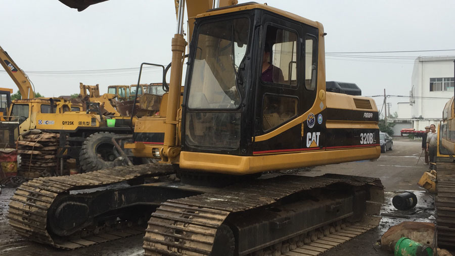 Used Caterpillar 320bl Excavator, Secondhand Excavator Cat 320b/320bl with High Quality in Low Price