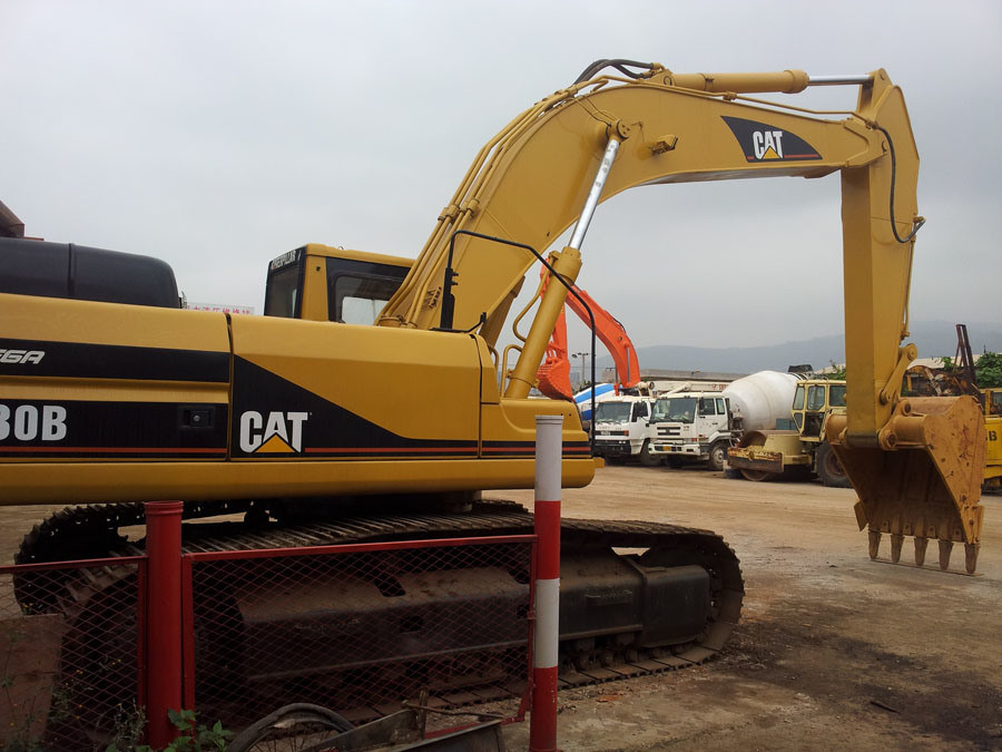 
                Excavadora Caterpillar 330B usada Excavadora Cat 330bl, Excavadora usada Cat 330bl, Cat 320B, Cat 320C, Cat 320d
            