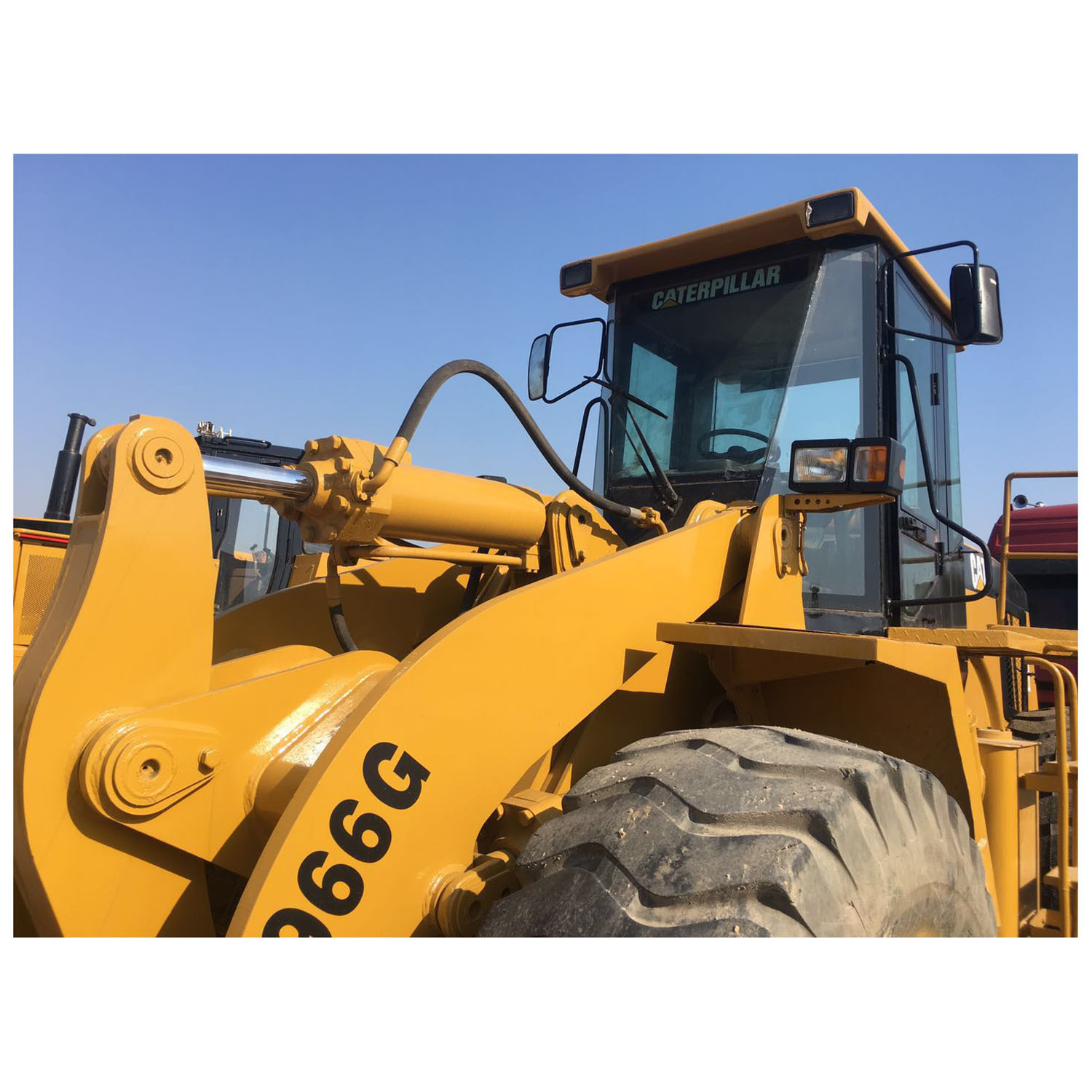 China 
                Caterpillar 966g ホイールローダ、 Cat 966g ホイールローダを使用
             supplier